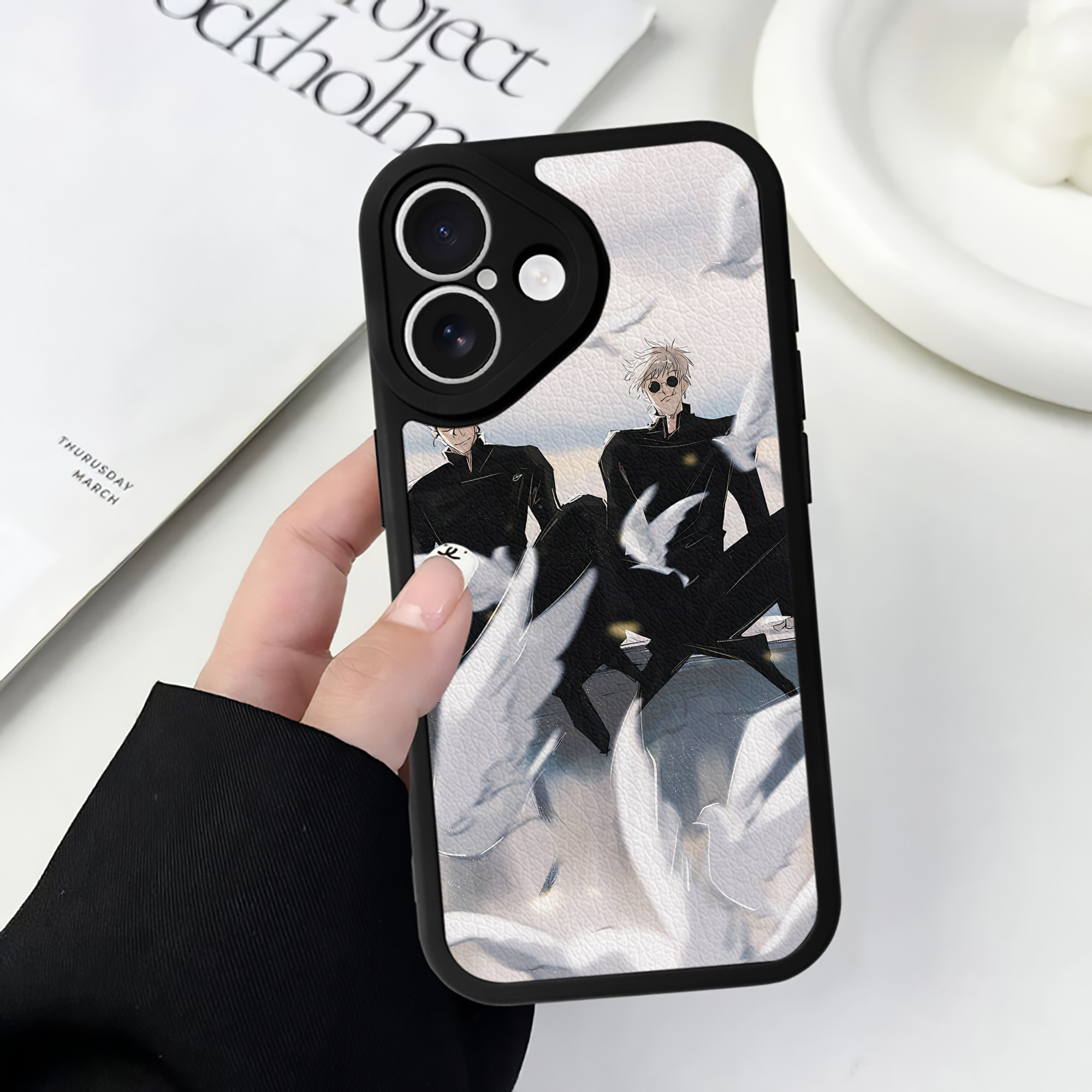 （画像用） 呪術廻戦 Jujutsu Kaisen 【iPhone 16シリーズ対応】シリコンスマホケース（レザー調） 材質：シリコン